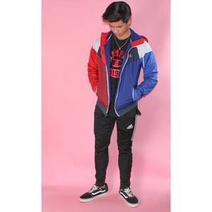 red white and blue windbreaker nike